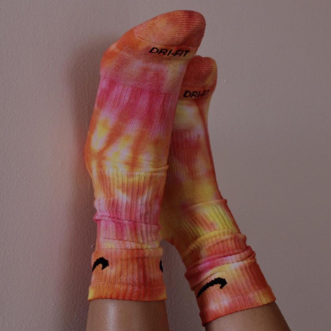 orange nike crew socks