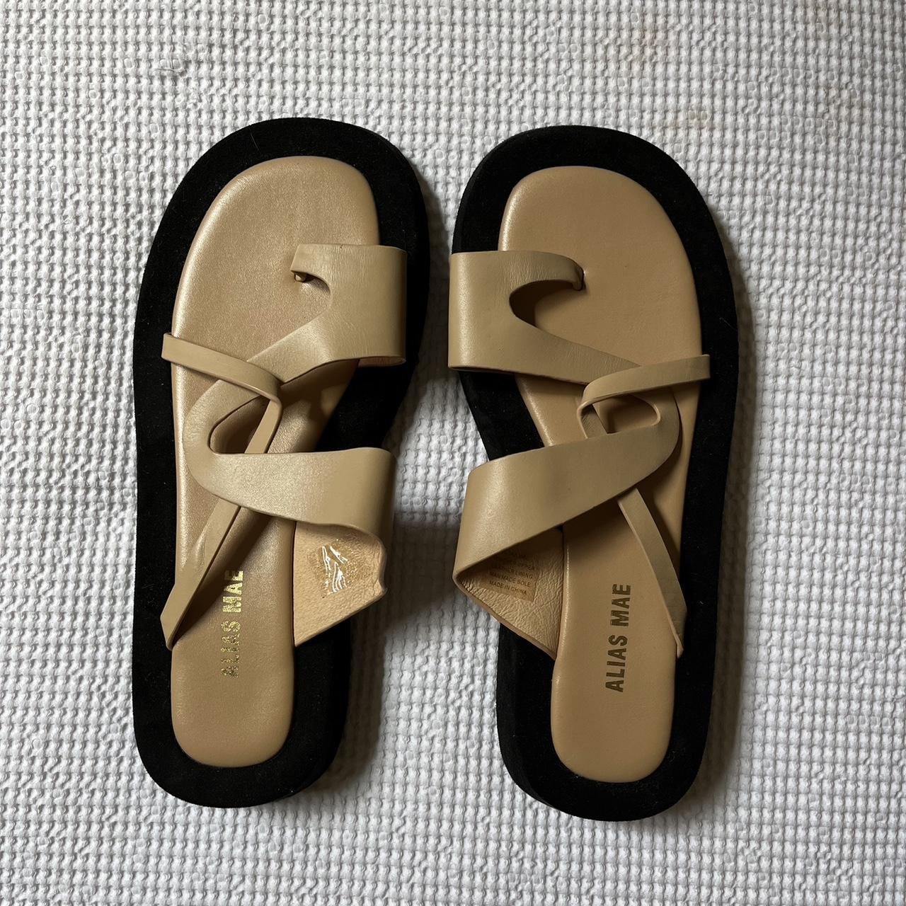 Brand new alias Mae tan sandals Bought for upwards... - Depop