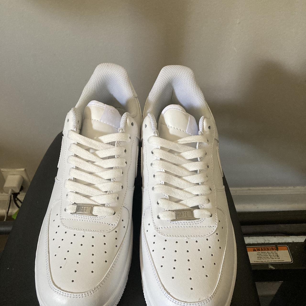 Nike Men's White Trainers | Depop