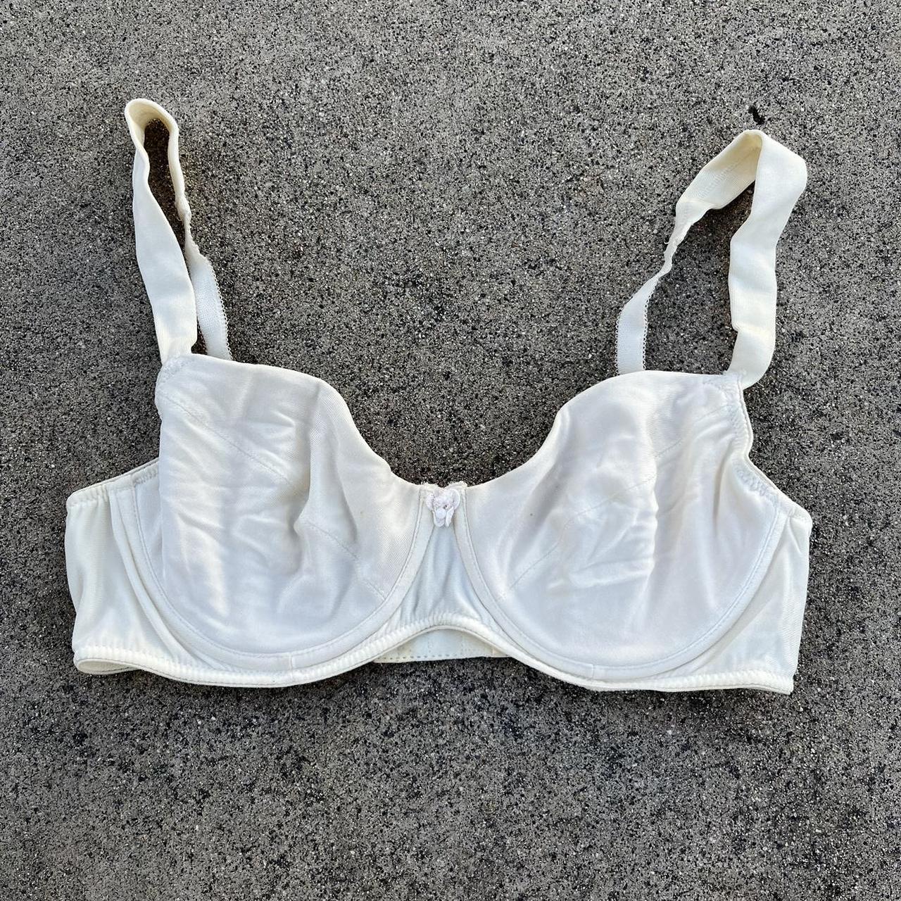 Vintage 70’s Oscar de la renta bra! This vintage... - Depop