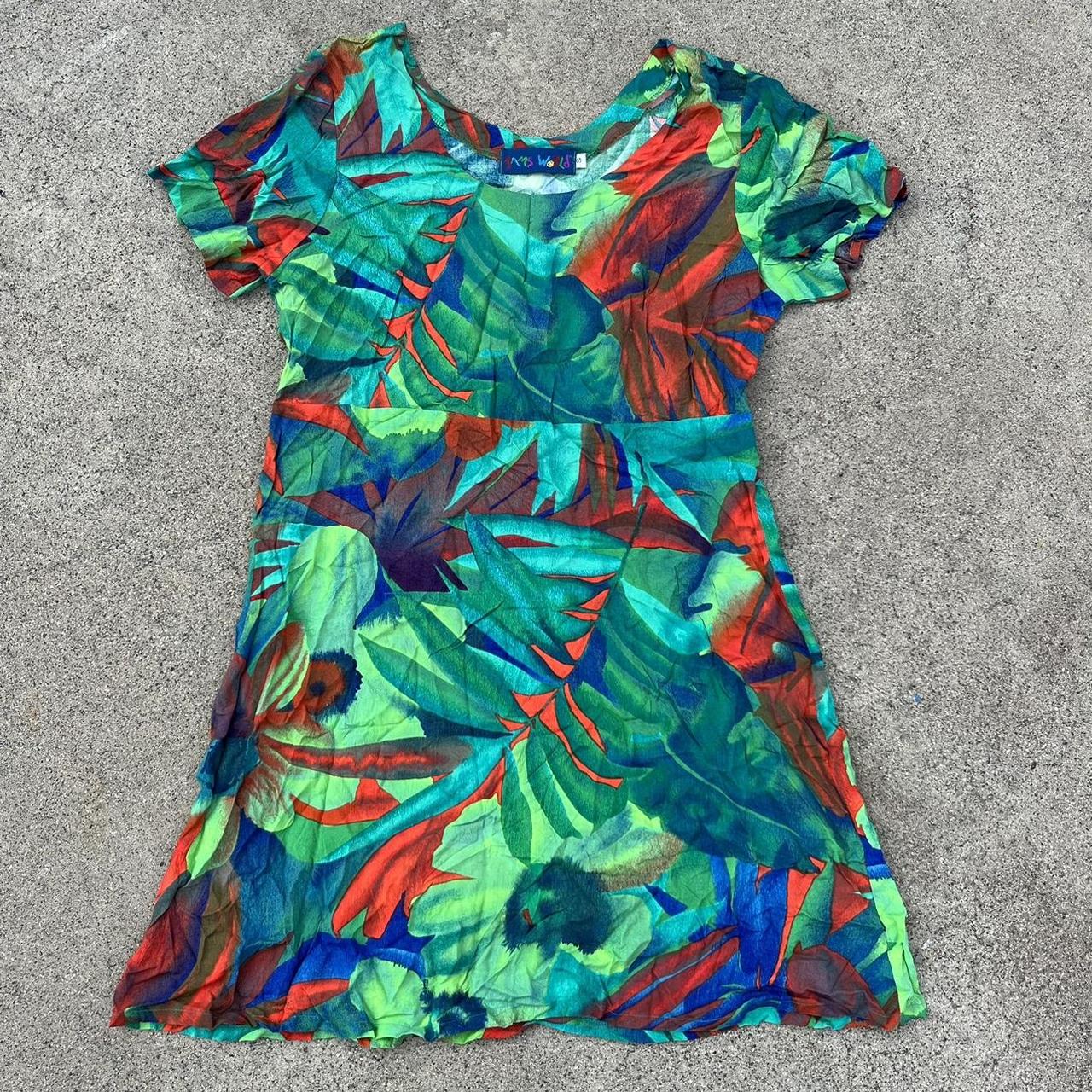 VTG deals 90's Jams World tropical dress