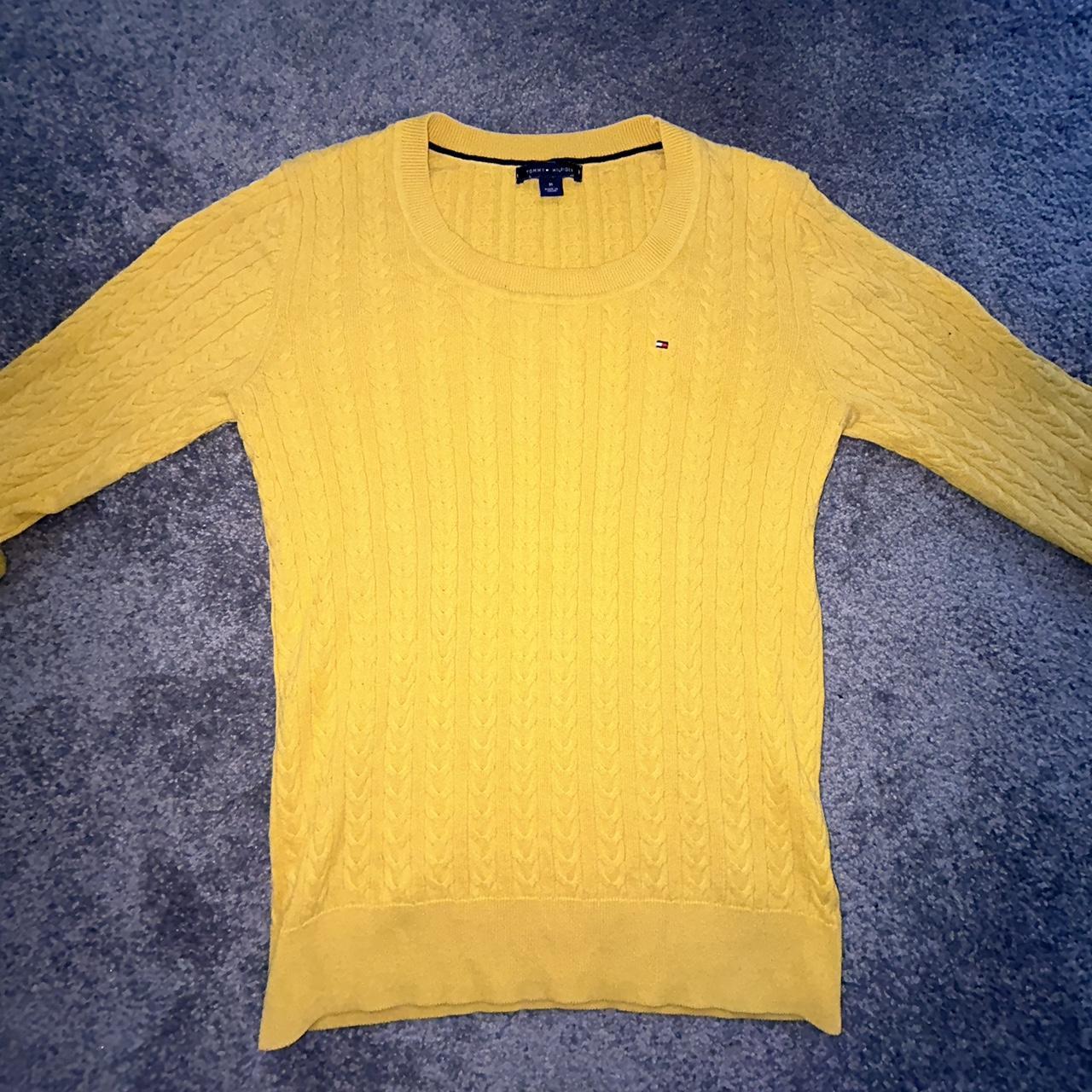 tommy hilfiger sweater tight fit - Depop