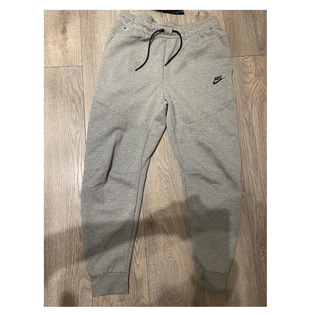 nikelab joggers grey
