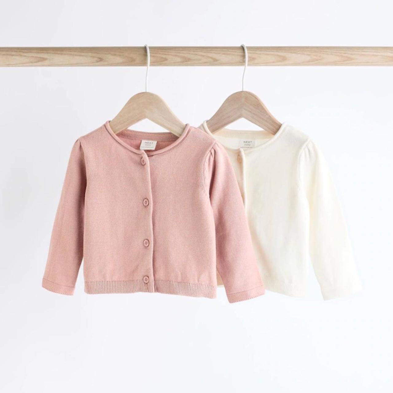 item listed by izzy_1234