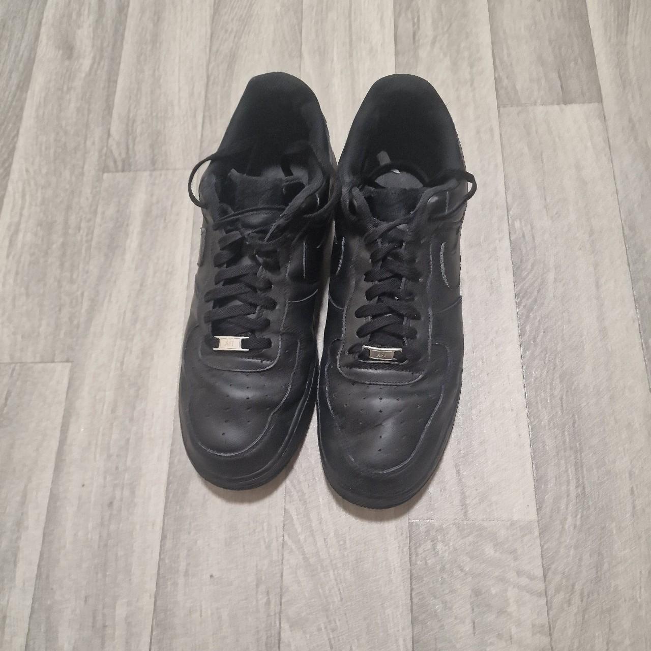 Nike air force mens trainers showing sign of... - Depop