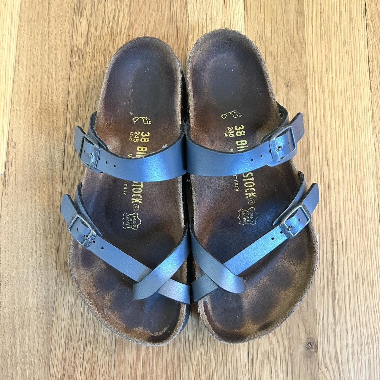 Metallic blue hot sale birkenstocks