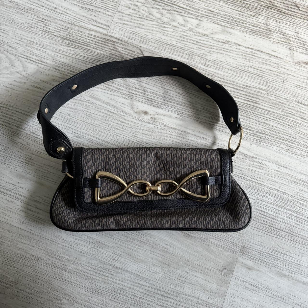 item listed by nienkej