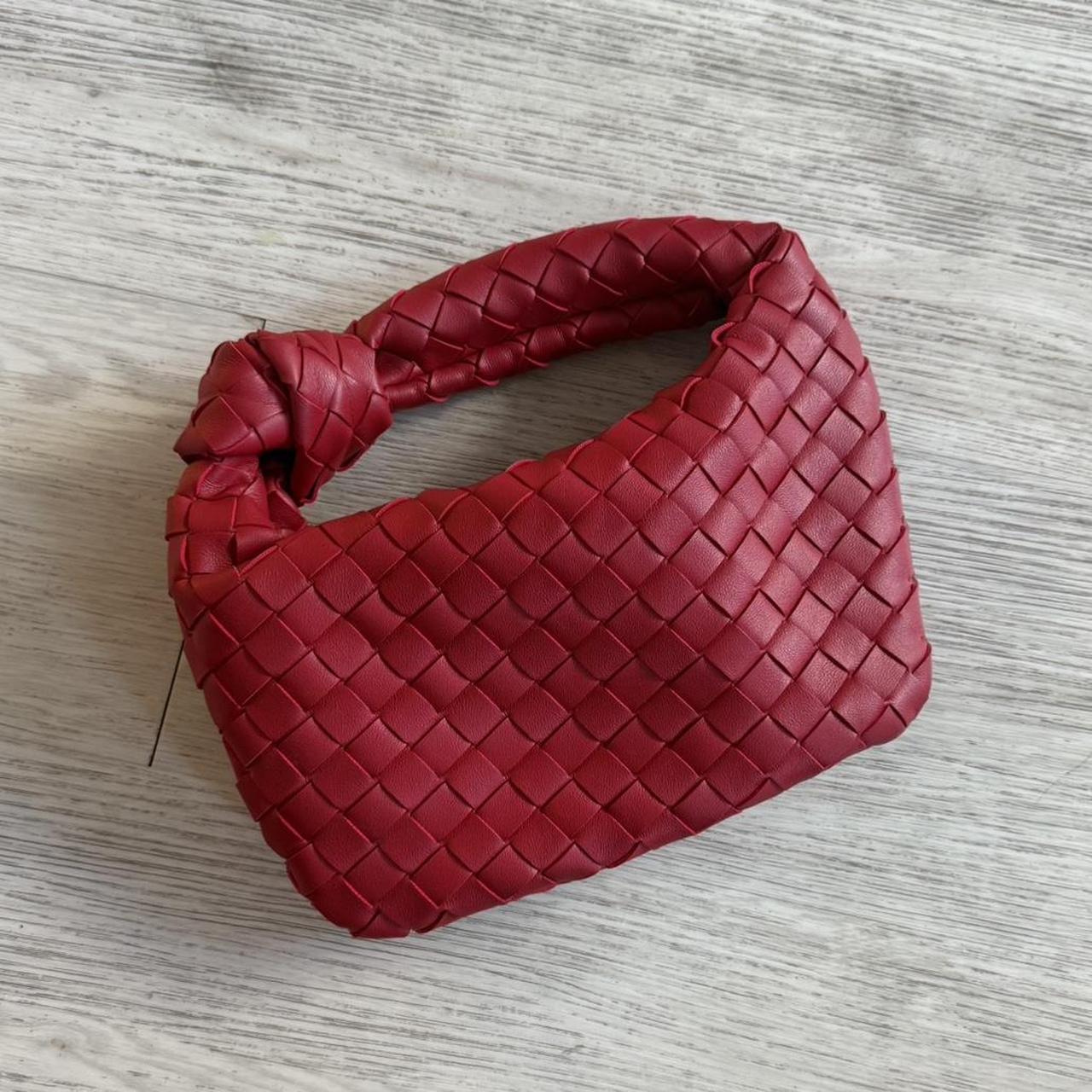 item listed by nienkej