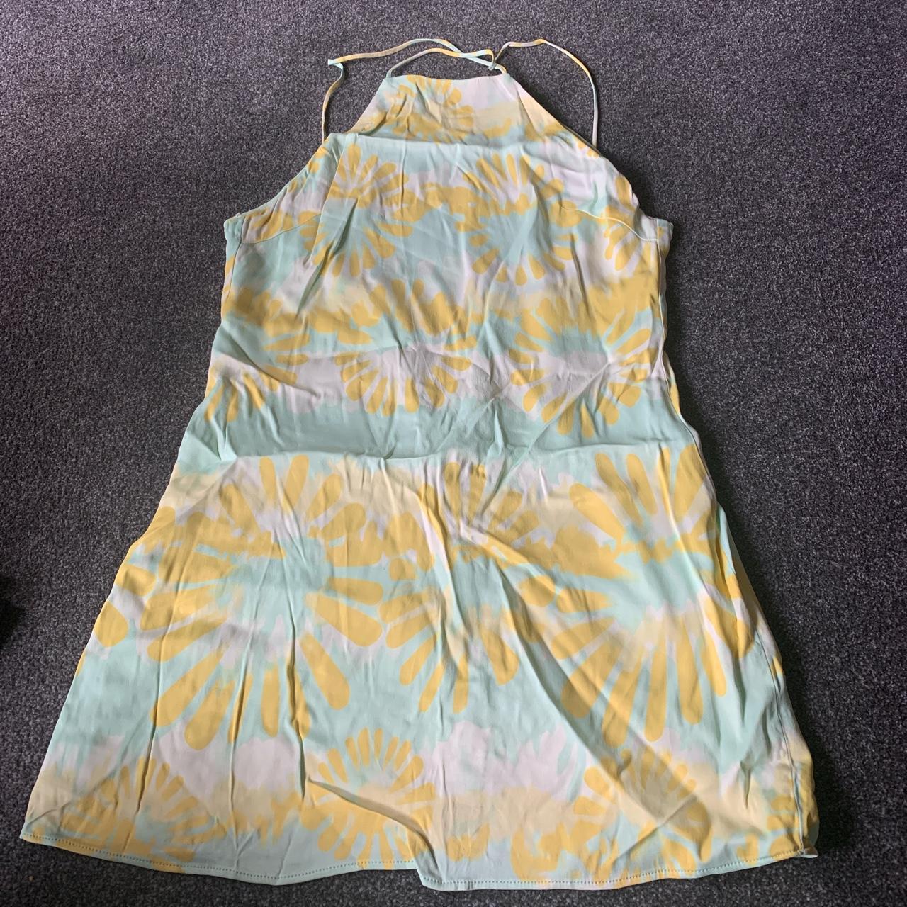 Zara Women's Green and Yellow Dress Depop