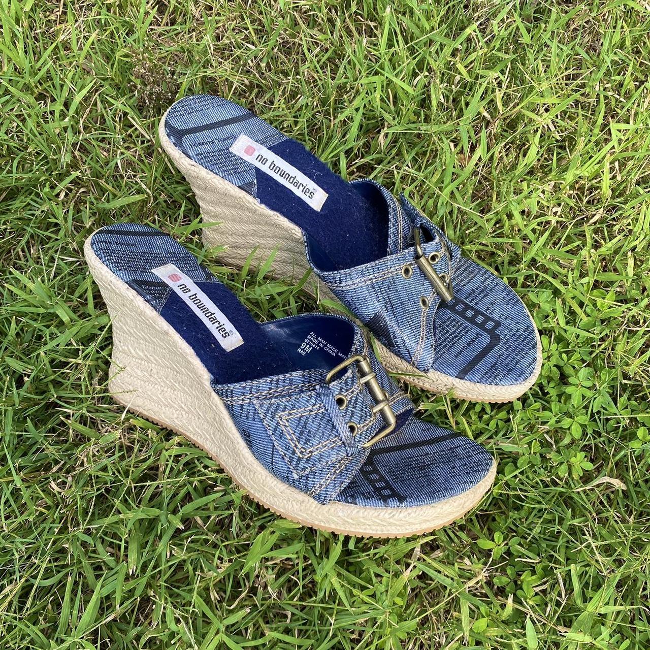 No Boundaries Vintage 90s Y2K Denim Newspaper Espadrille