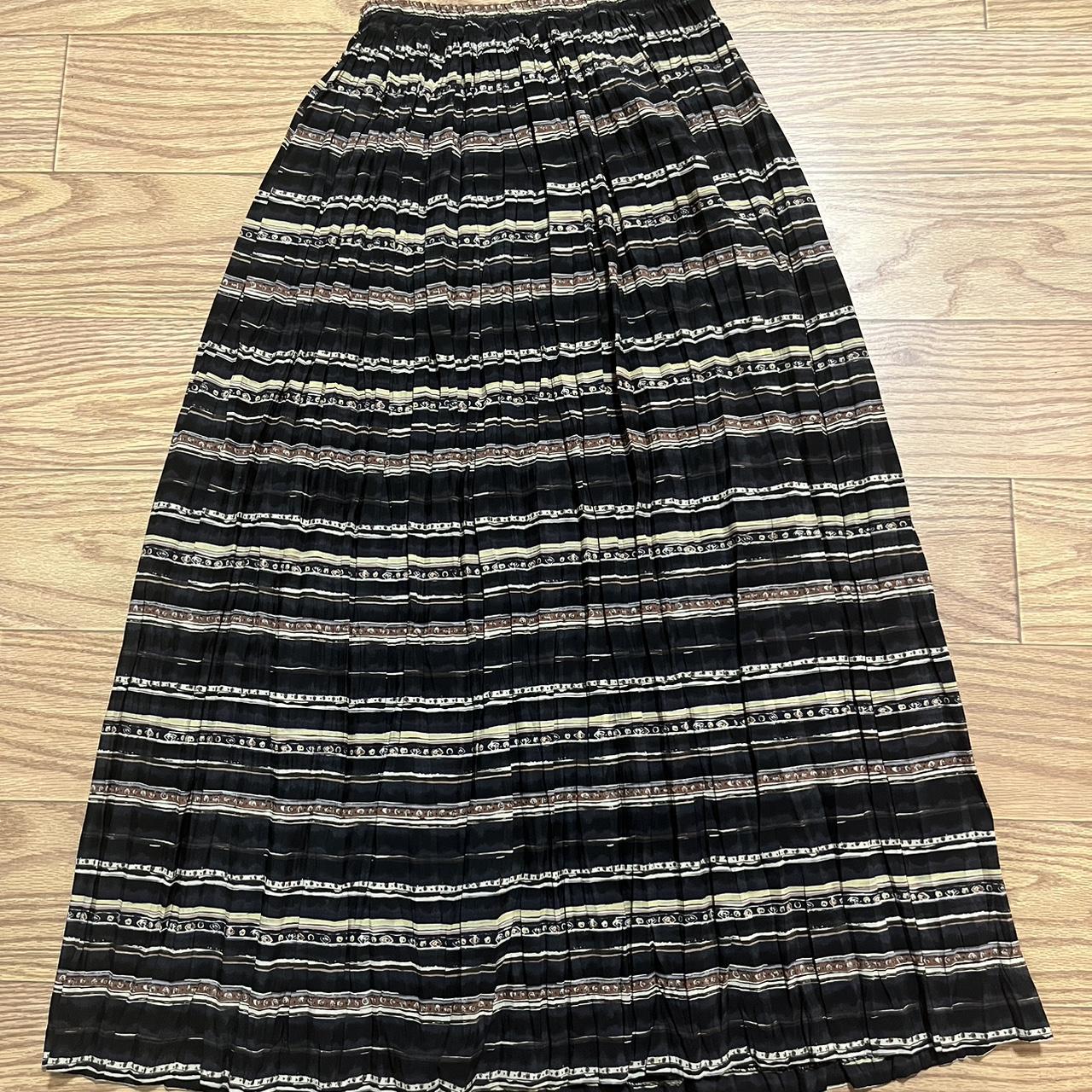 Flowy maxi skirt 80s hotsell