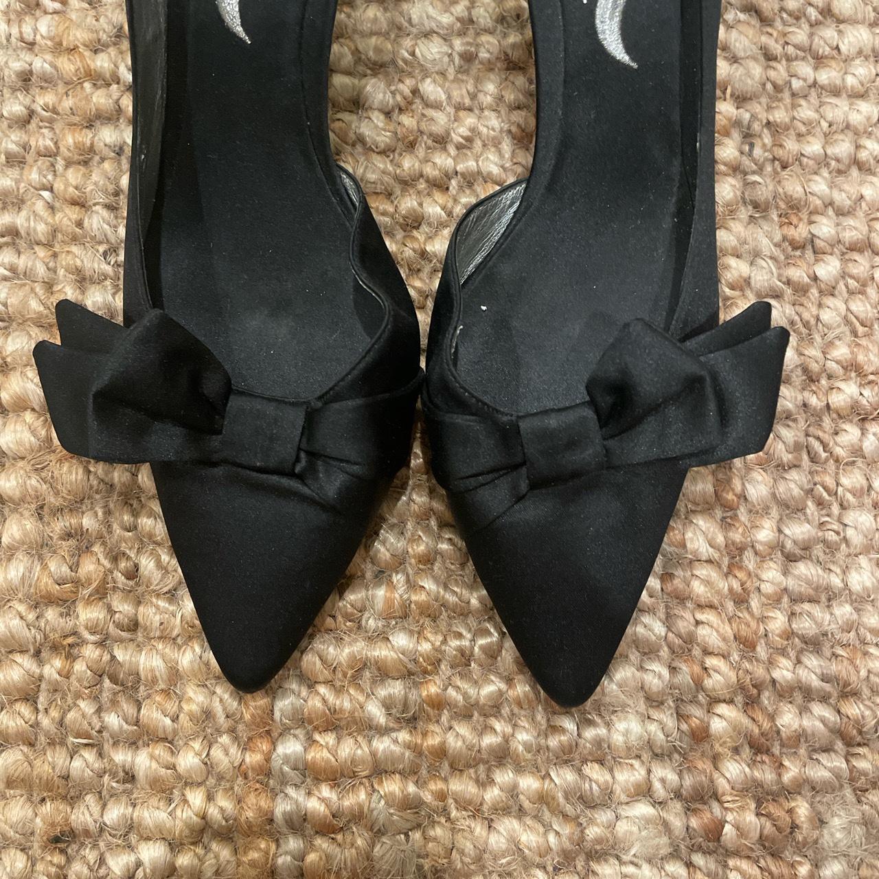 The cutest pointed black satin kitten heels for the... - Depop