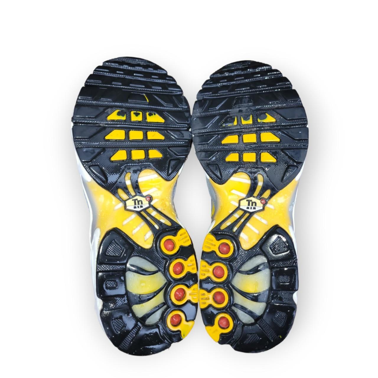 womens grey nike tns