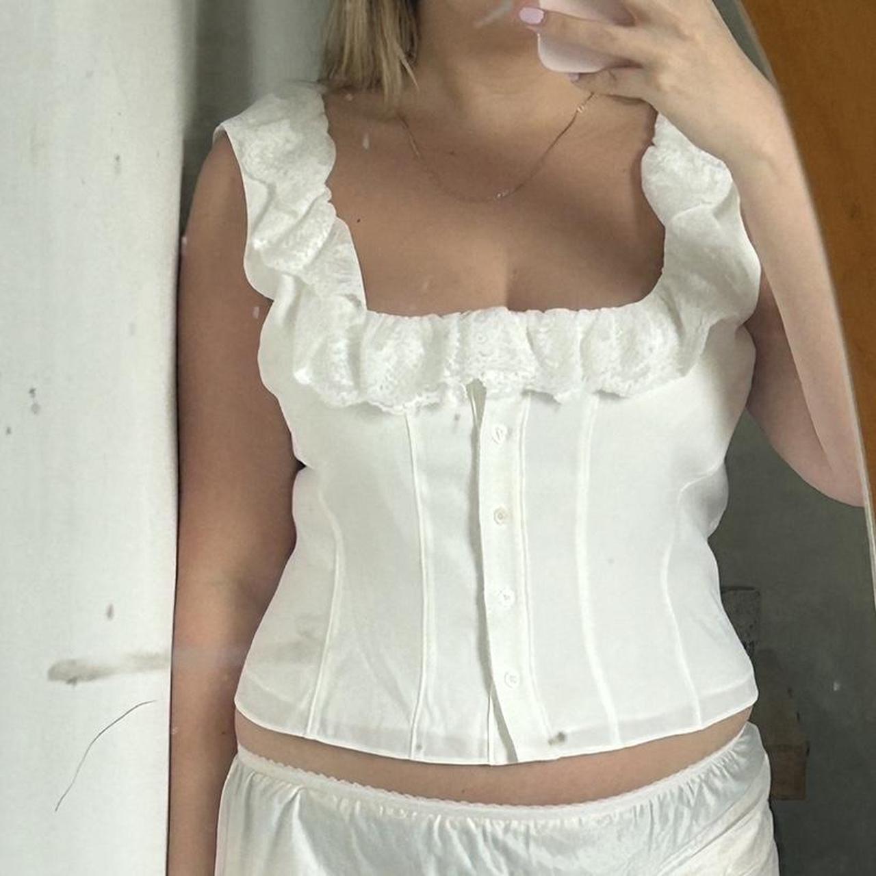 Danielle Guizio Paloma top XL White lace coquette | Depop Danielle Guizio Paloma top XL White lace coquette | Depop