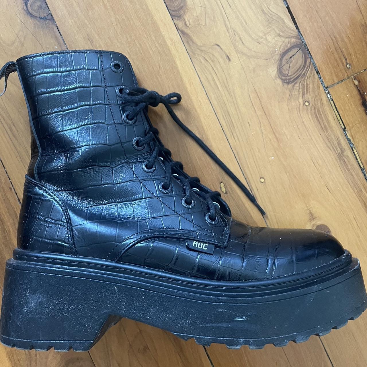 ROC BOOTS Tommy! I love them so much but slightly... Depop