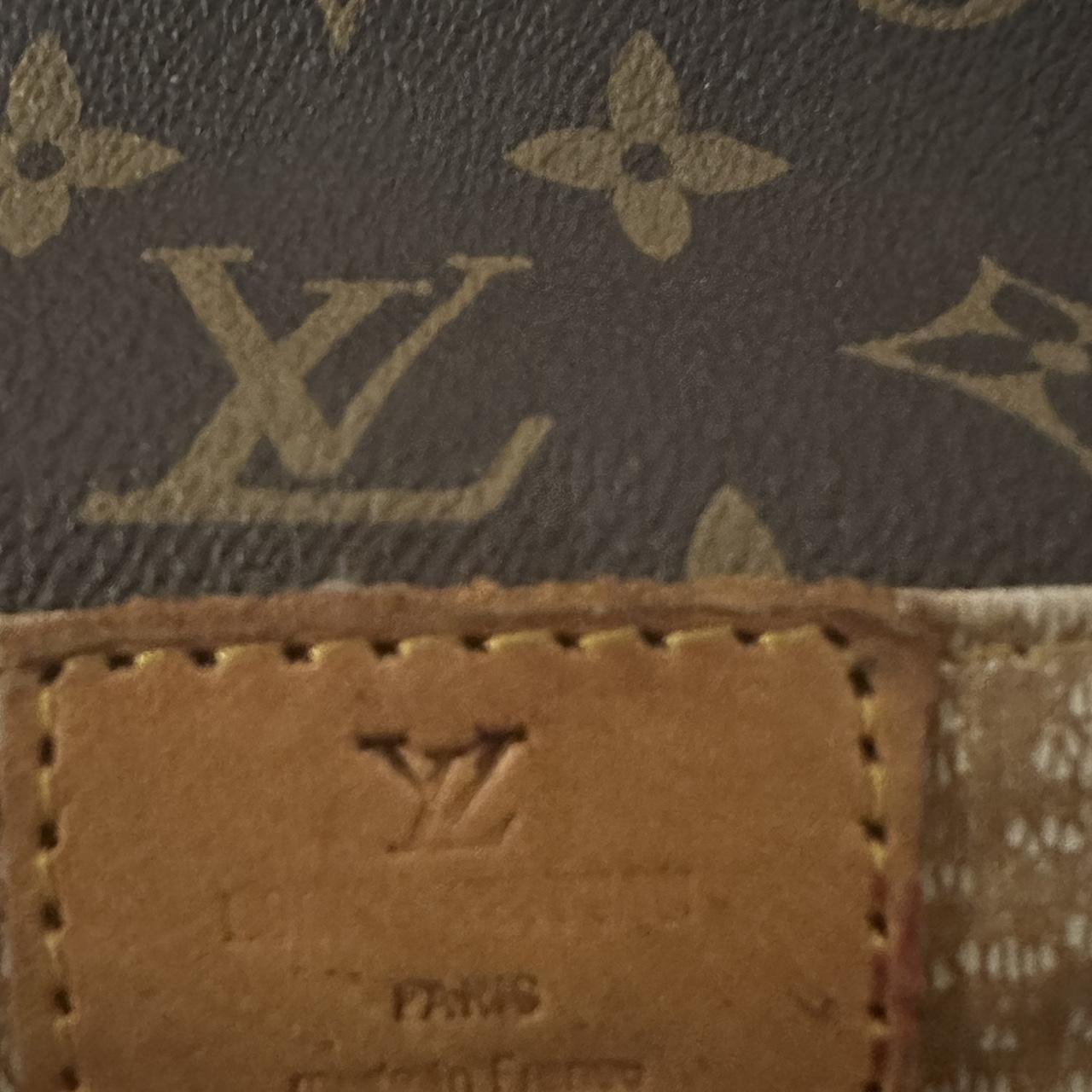 Authentic Louis Vuitton Epi Crossbody Biarritz. Used - Depop