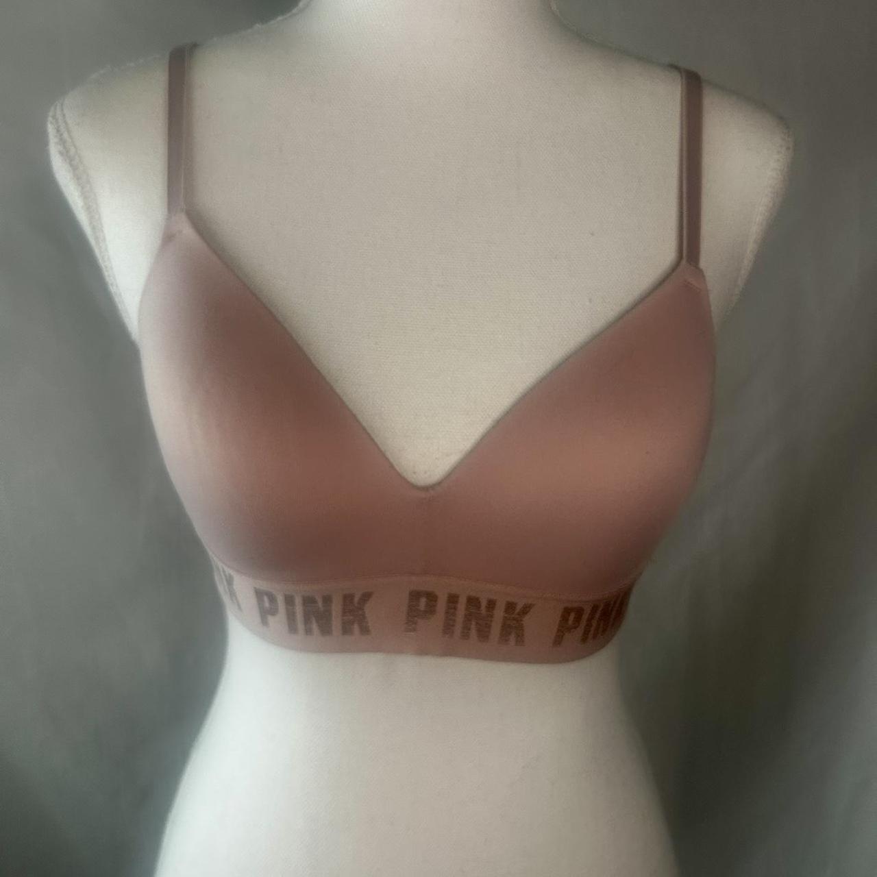 Victoria's Secret PINK Lightly Lined Bra Size: - Depop