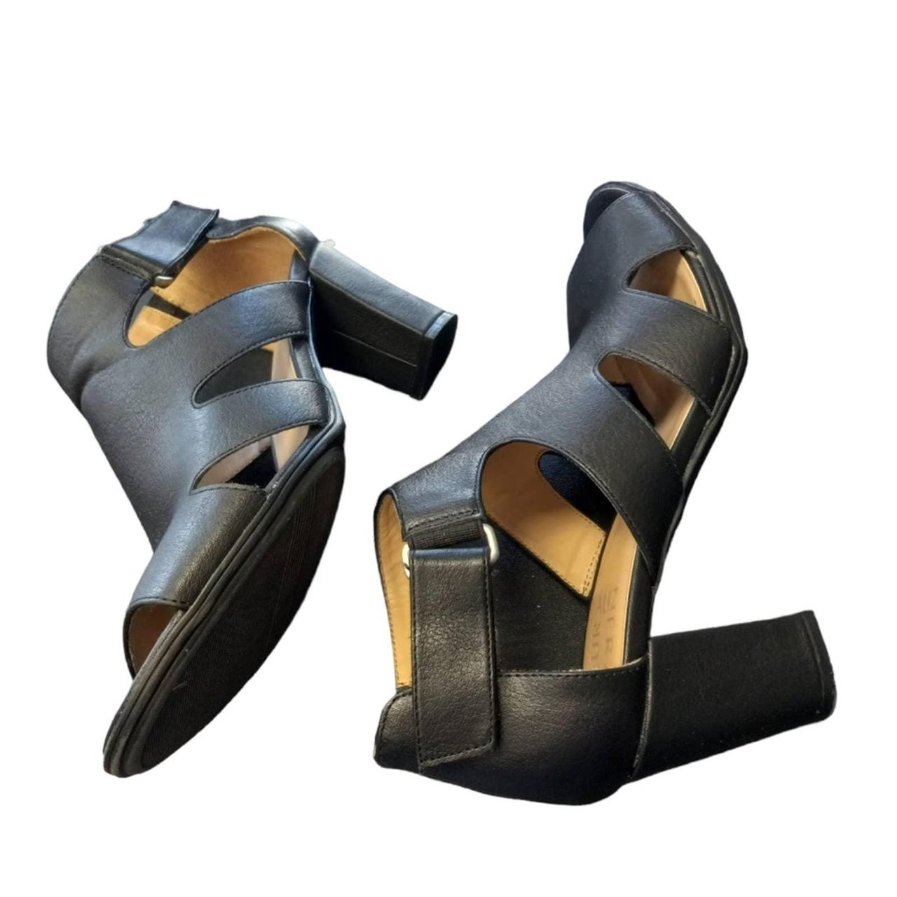 Naturalizer black Chunky Block Heel Strap Heels size Depop