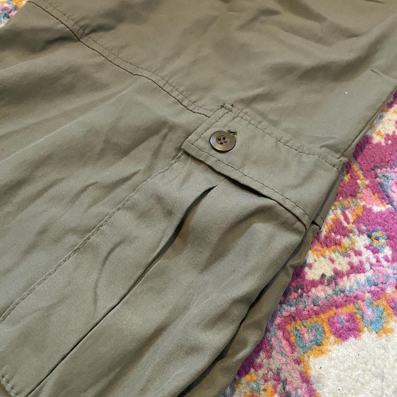 Army Green Cargo Pants Never worn! No imperfections! - Depop