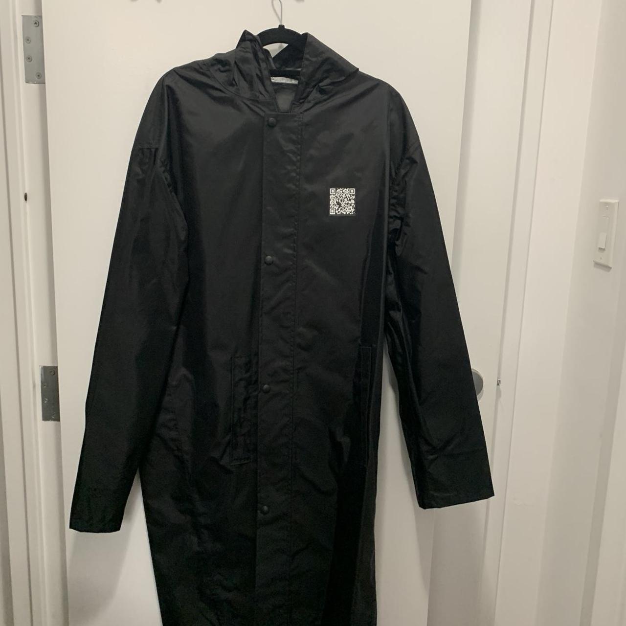 Vetements QR code parka/garderobe unisex - Depop