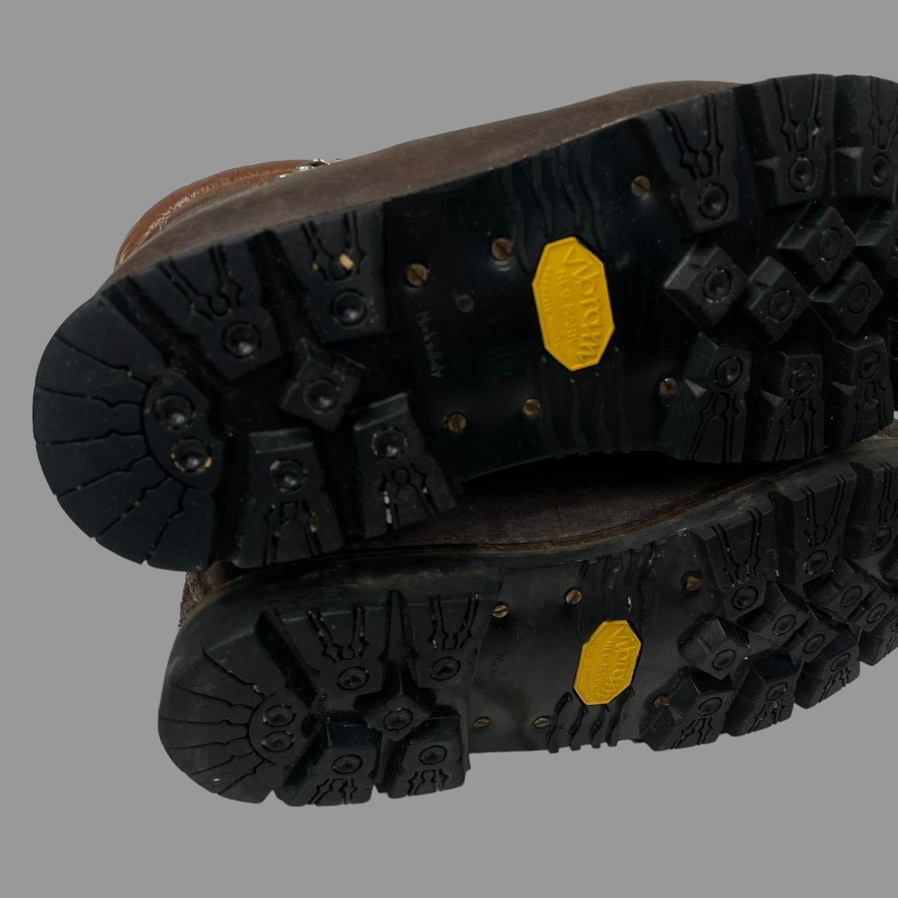 vibram sole hiking boots