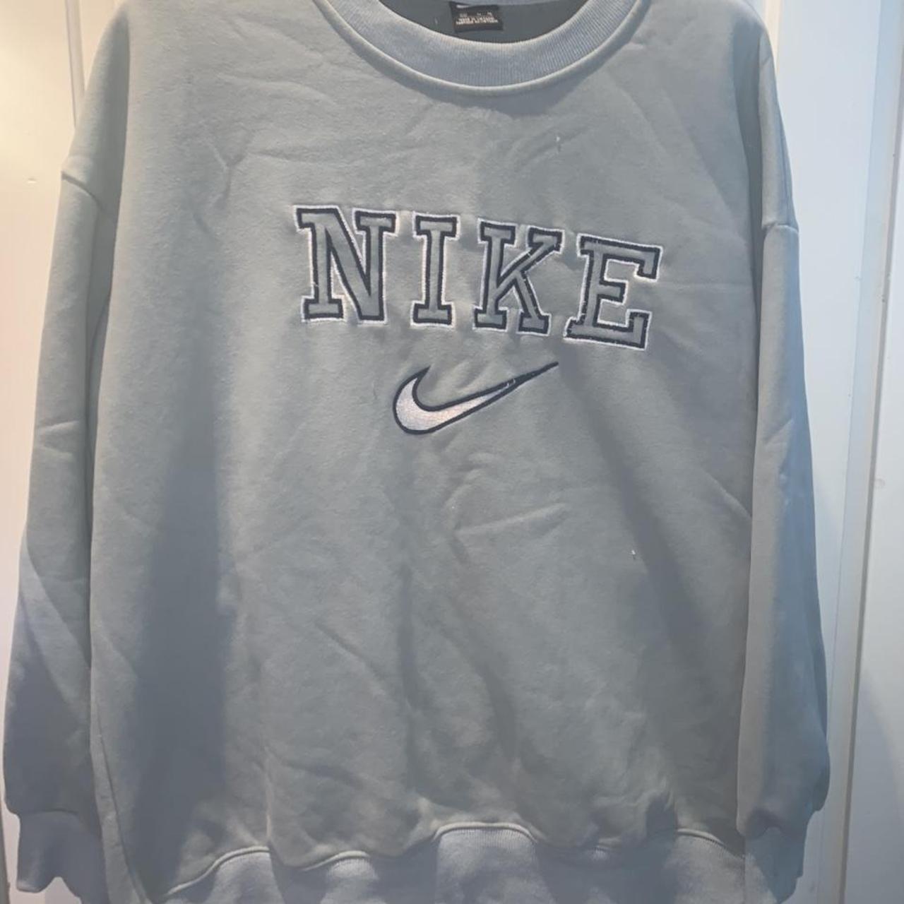 green vintage nike sweatshirt