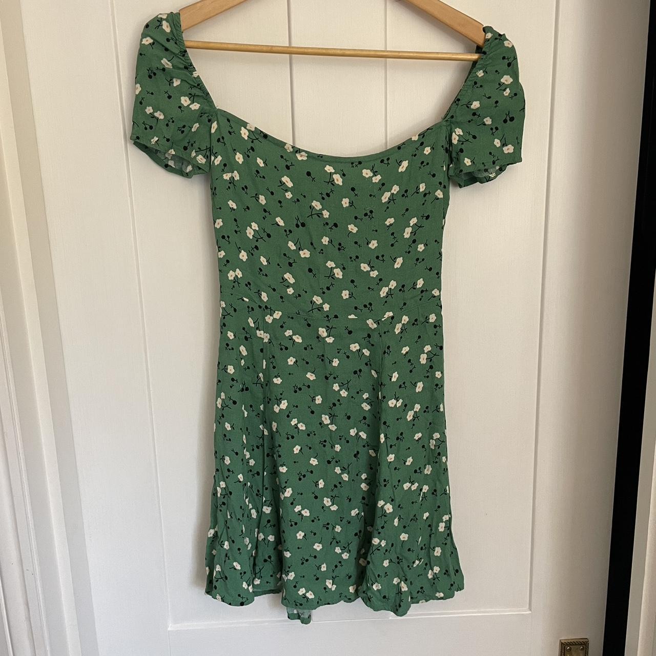 Reformation Women's Green Dress | Depop