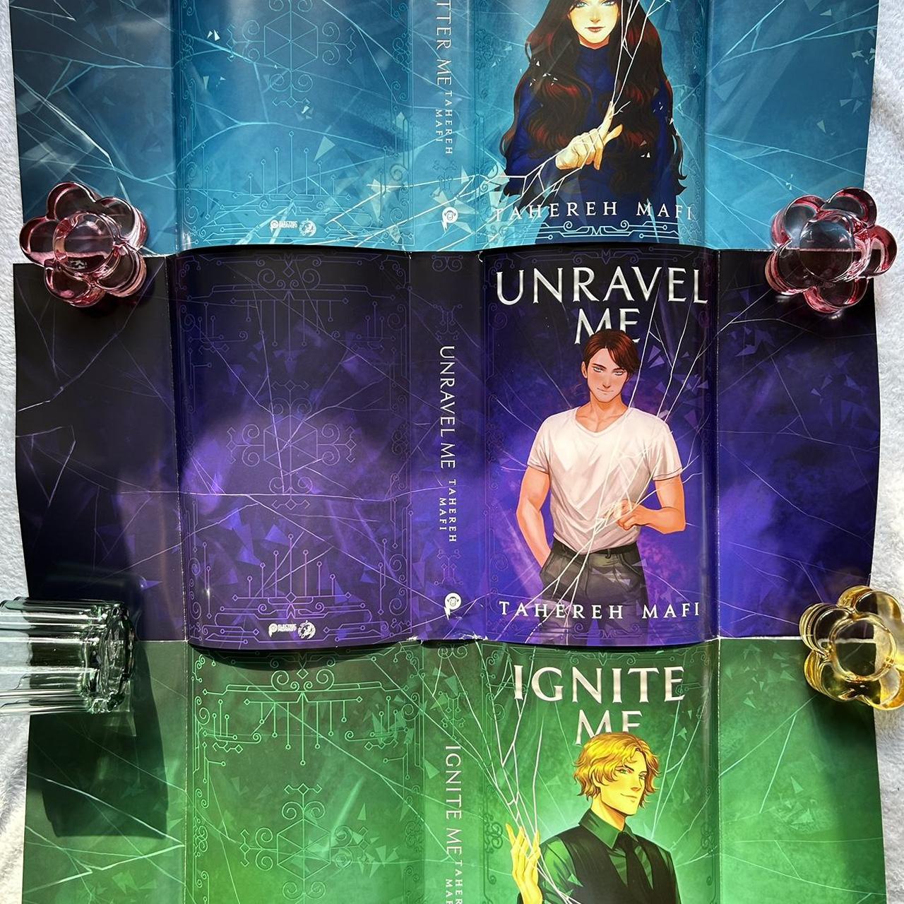 Fairyloot on sale Shatter me books