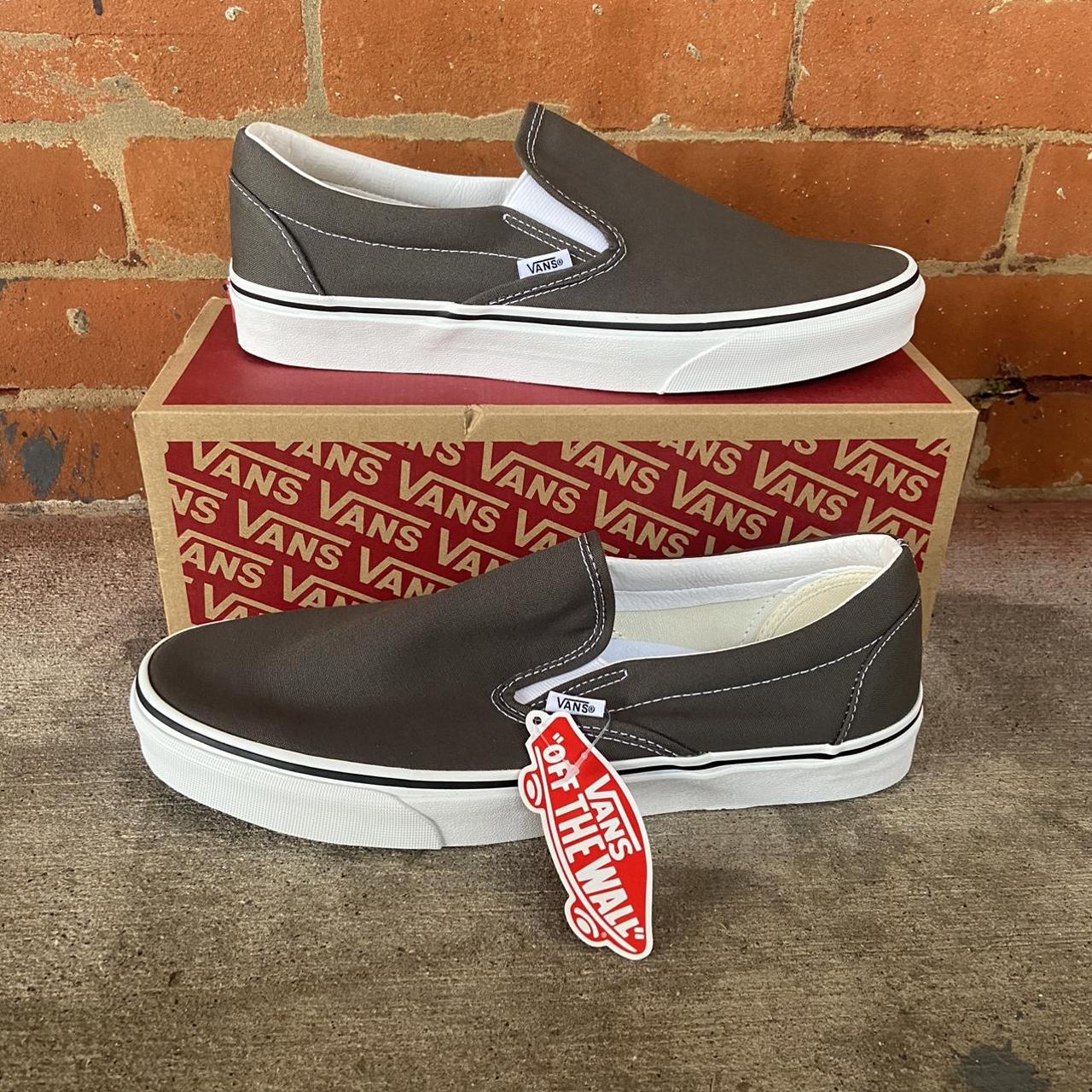 Slip on best sale vans charcoal