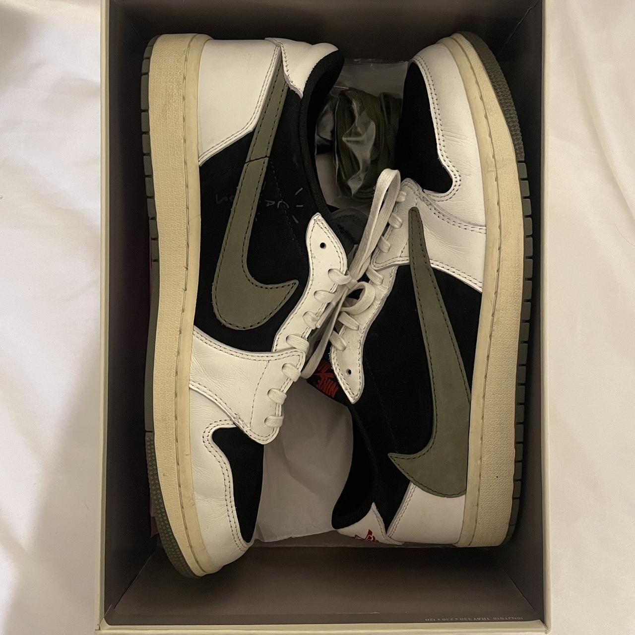 travis scott jordan 1 low size 9