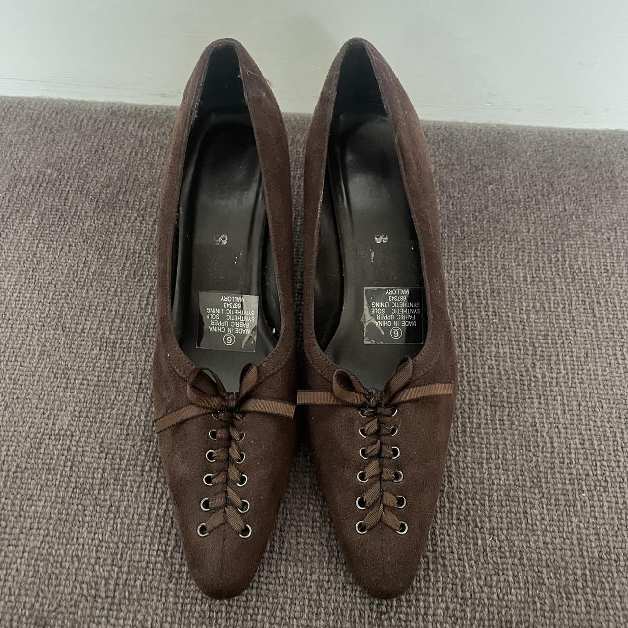 vintage chocolate brown kitten heels with corset bow... Depop