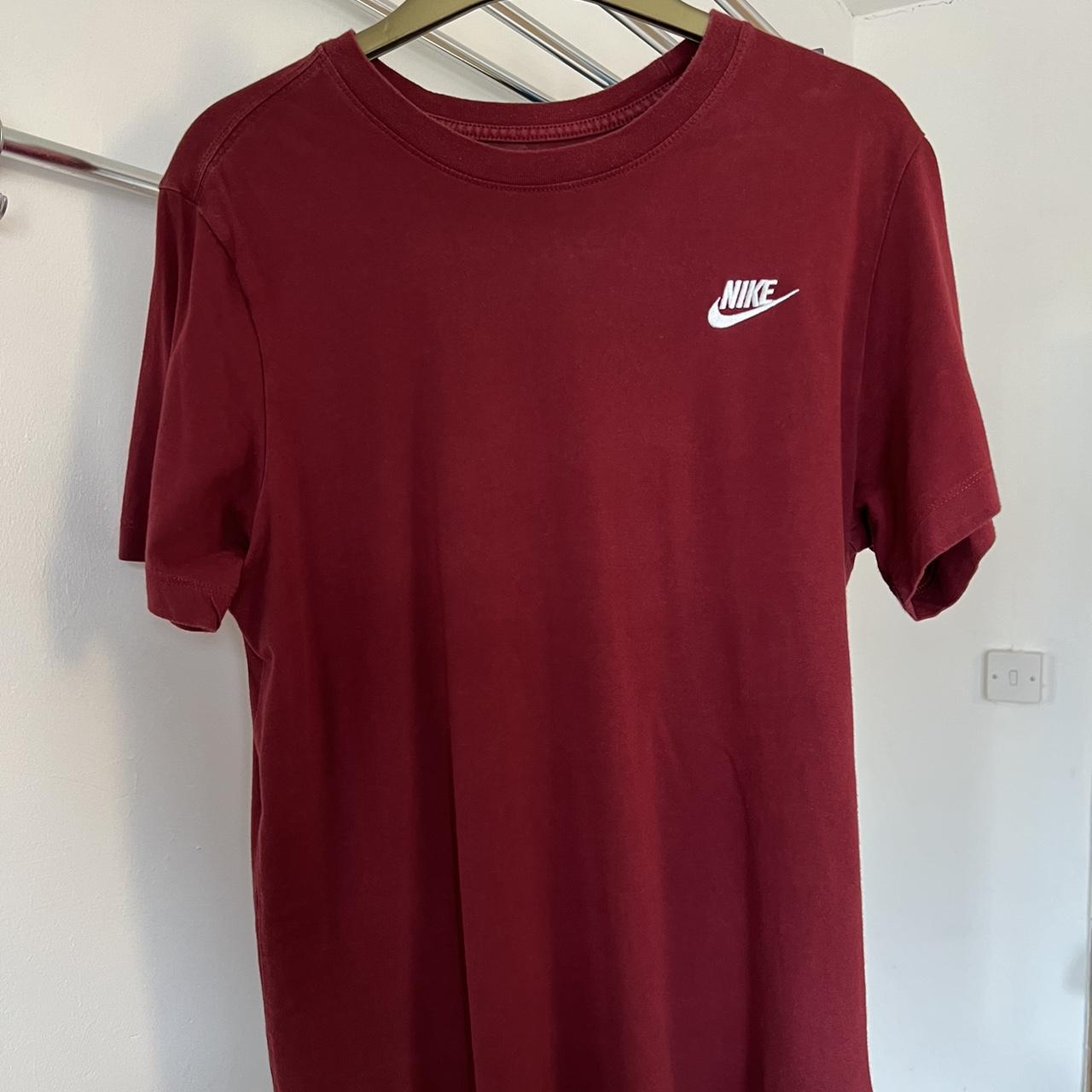 Dark red nike shirt hotsell