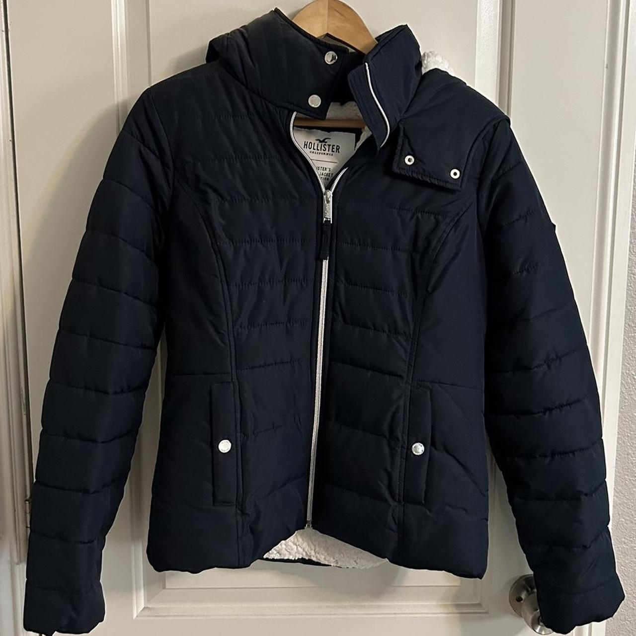 Hollister navy blue puffer sherpa jacket -inside is... - Depop