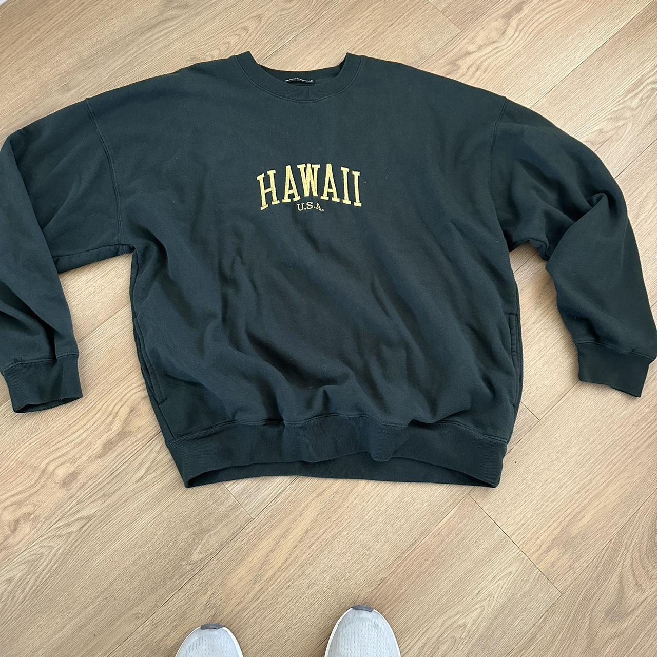 Brandy Melville woman’s Hawaii forest green sweatshirt Depop
