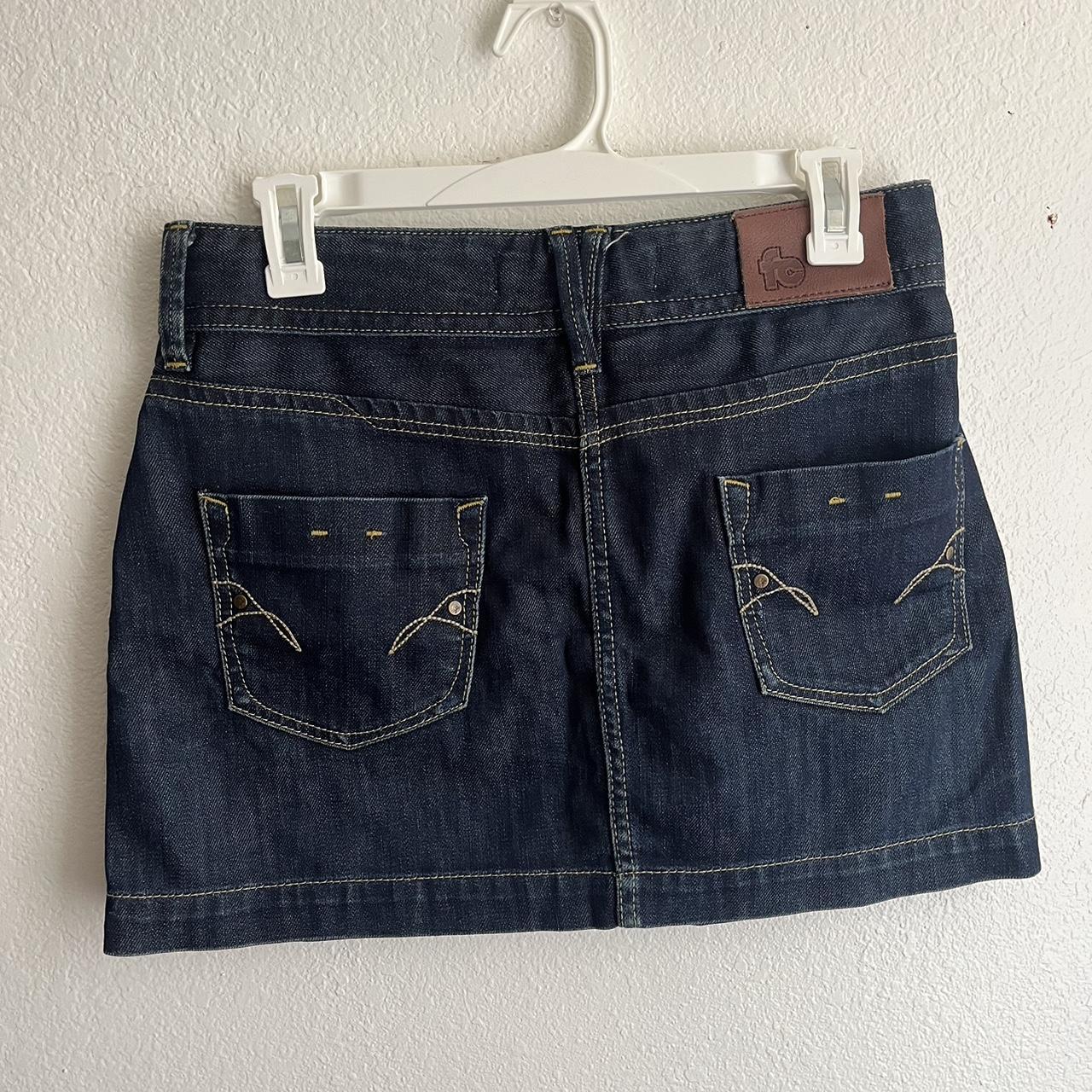 Y2K mini jean skirt Dark wash denim skirt beat fits... - Depop