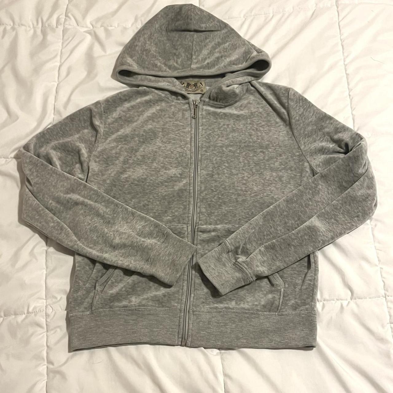 item listed by kathrynhazel_
