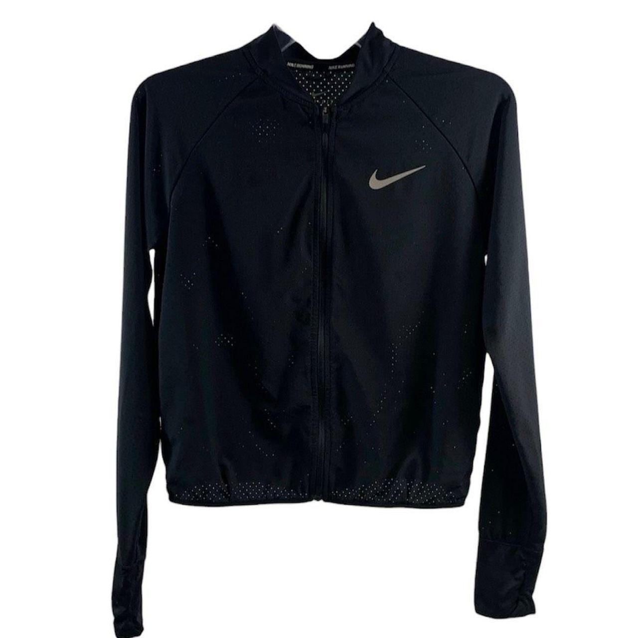 Thumbhole jackets hot sale nike