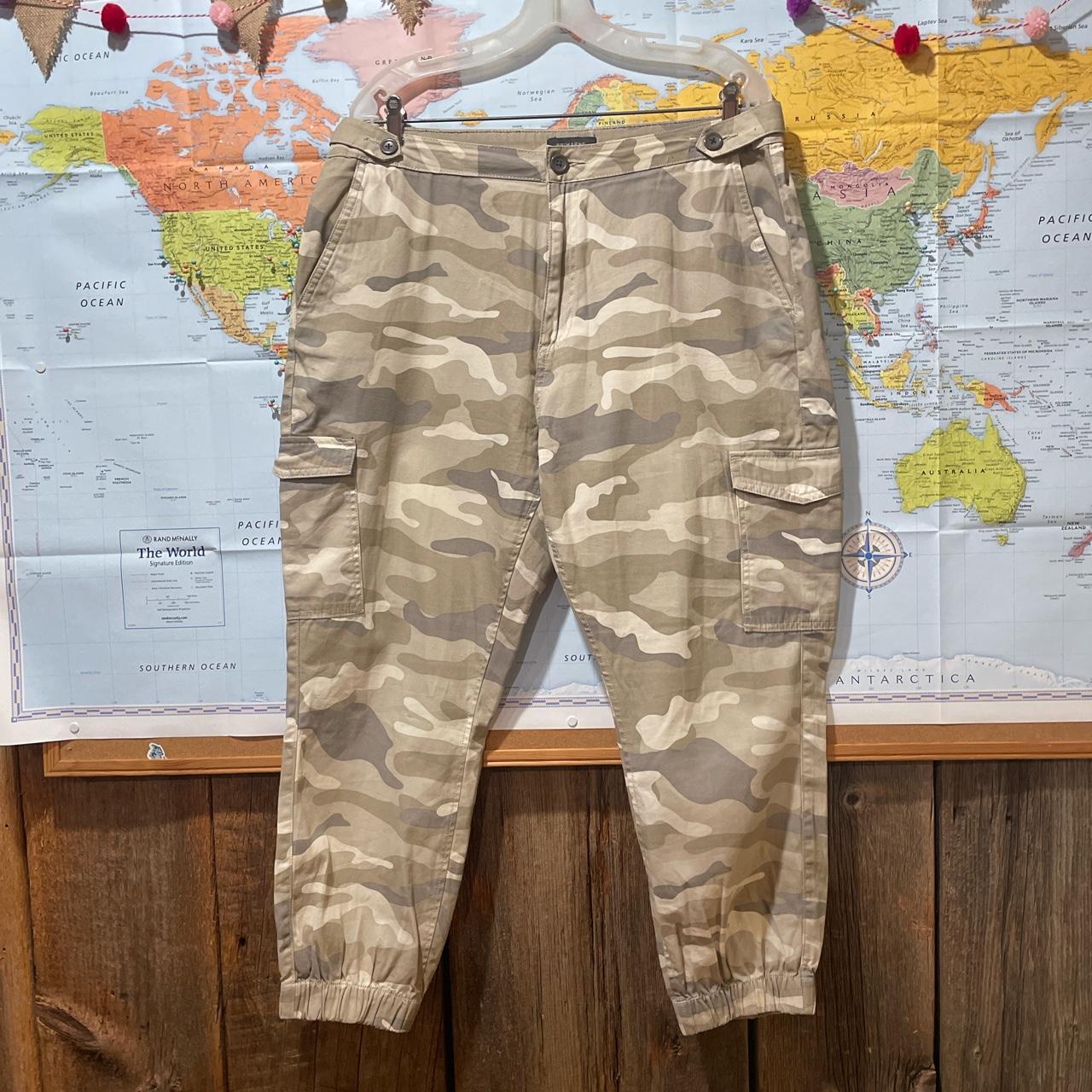 Mens Camouflage Cargo Pants With Elastic Waist Plus Size 5XL Hip Hip  Streetwear Joggers And Cotton Cargo Trousers Primark For Harem Style 201125  From Dou02, $21.72 | DHgate.Com