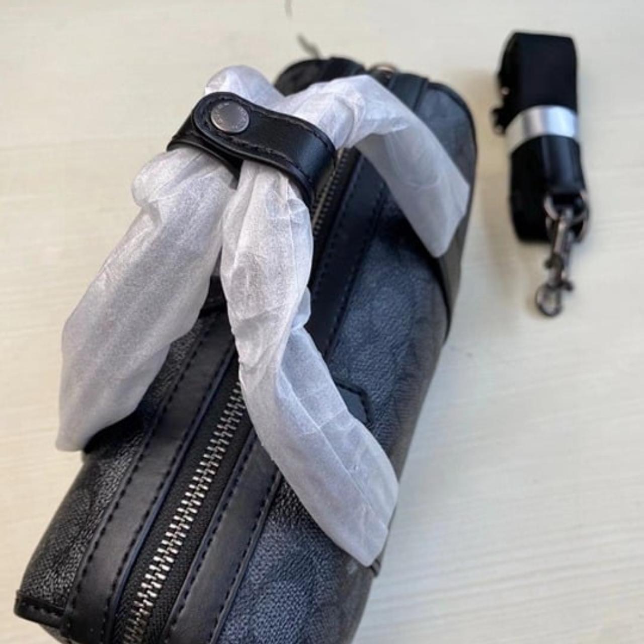 Coach Original CA186 Gotham Duffle 24 in Signaure | Depop