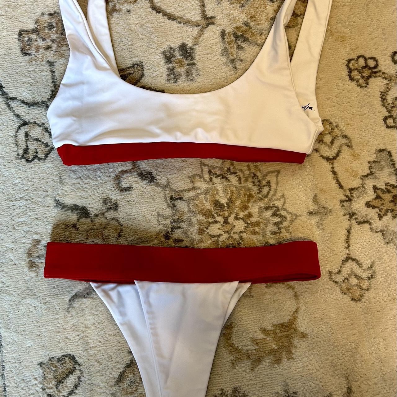 Bāmba Swim Women
