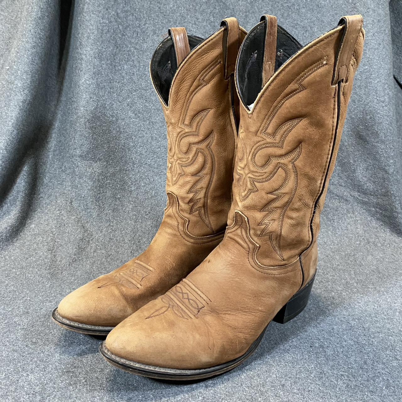 American Vintage Men's Boots Depop