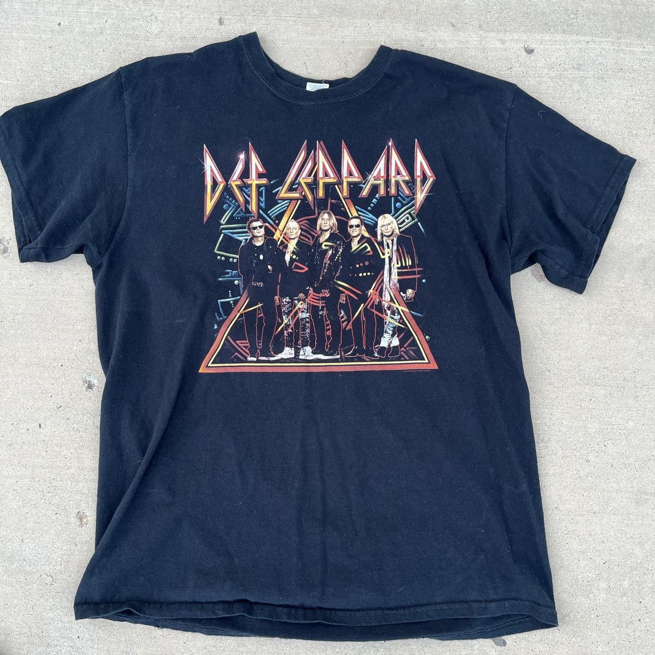 Def Leppard concert tee Size large #vintage... - Depop