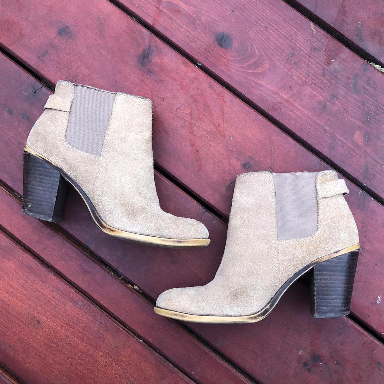 Lucky brand 2024 booties tan