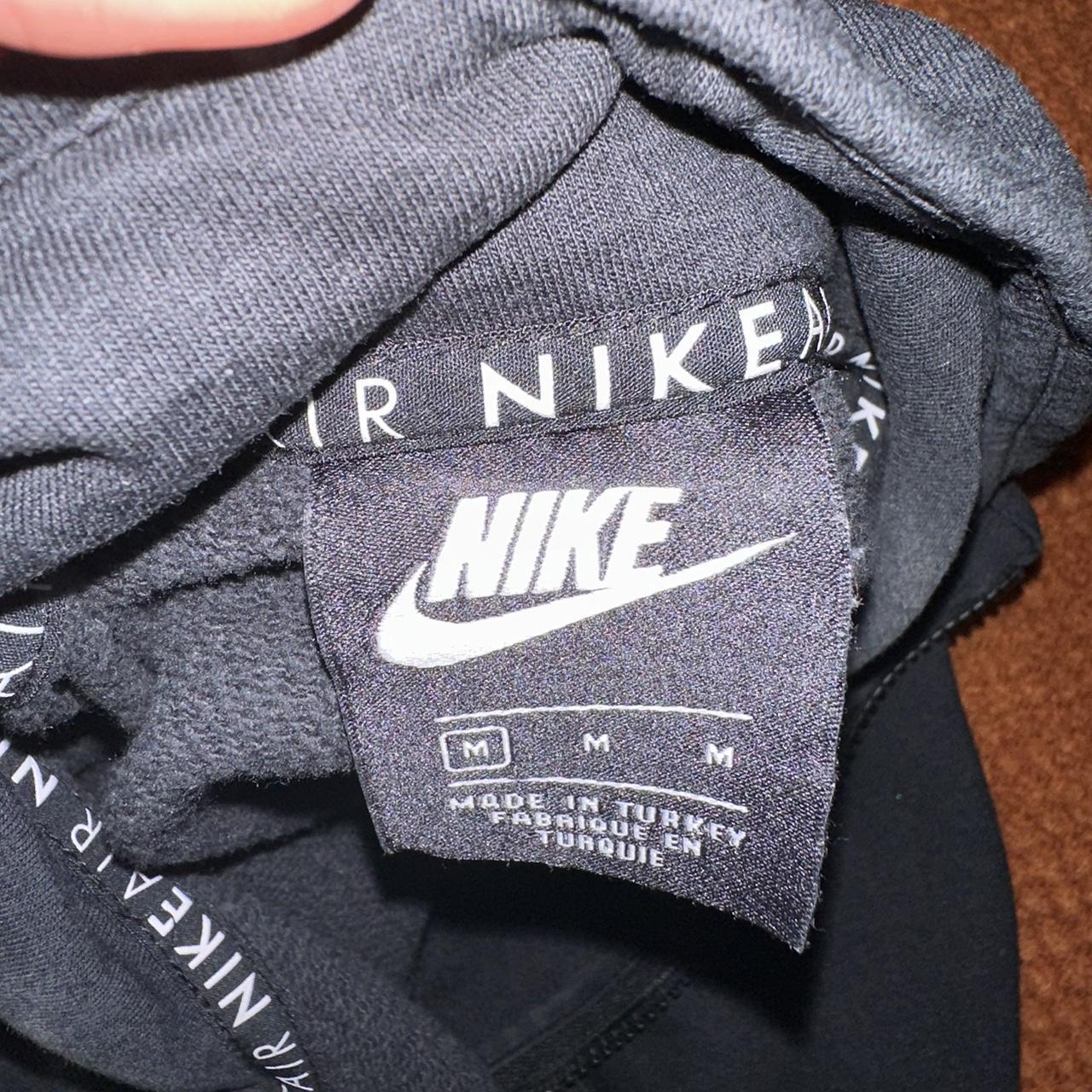 cropped nike air