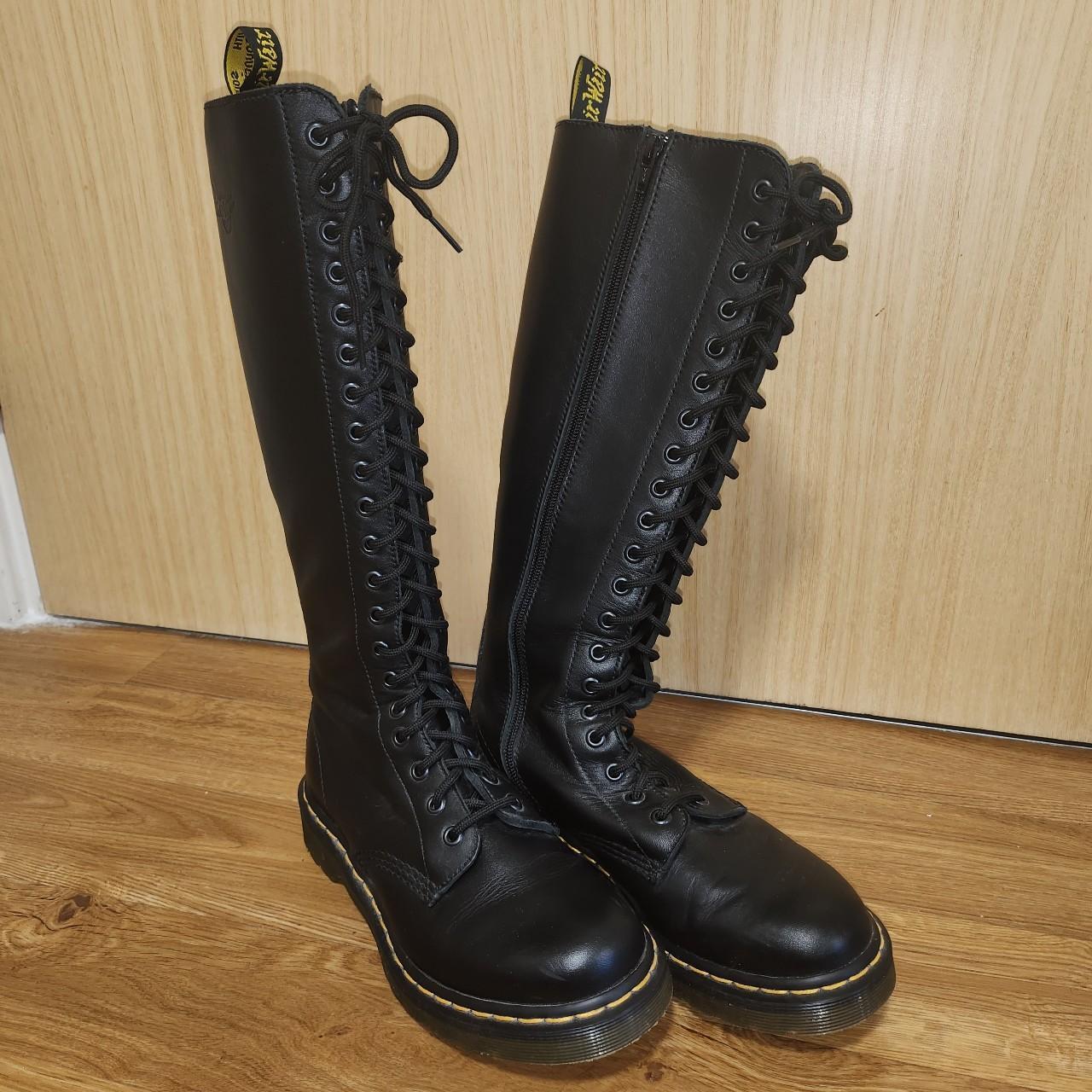 Dr martens knee high boots outlet uk