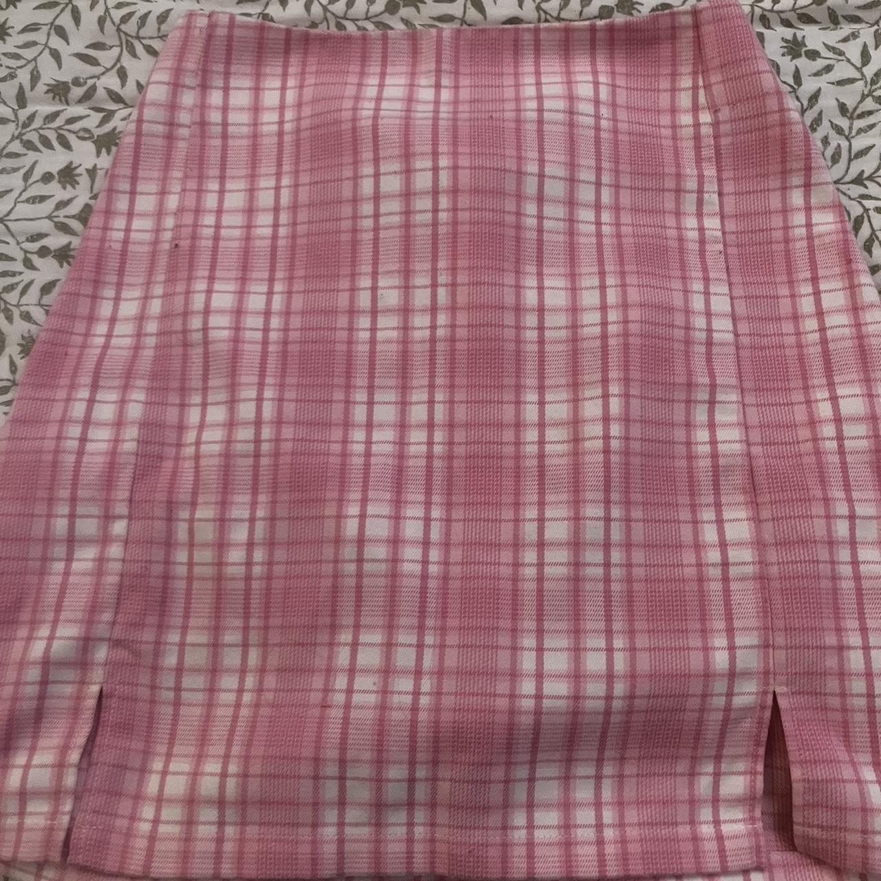 Brandy melville pink plaid cara cheap skirt