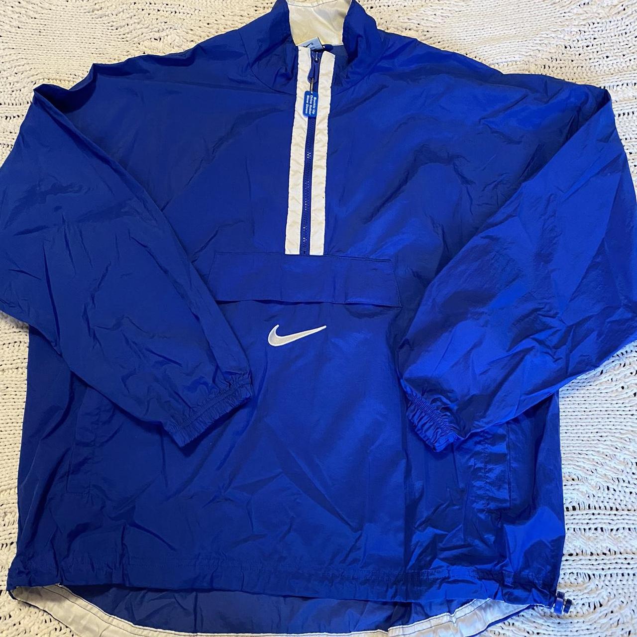 vintage nike windbreaker ☁️ some yellowing/wear on... - Depop