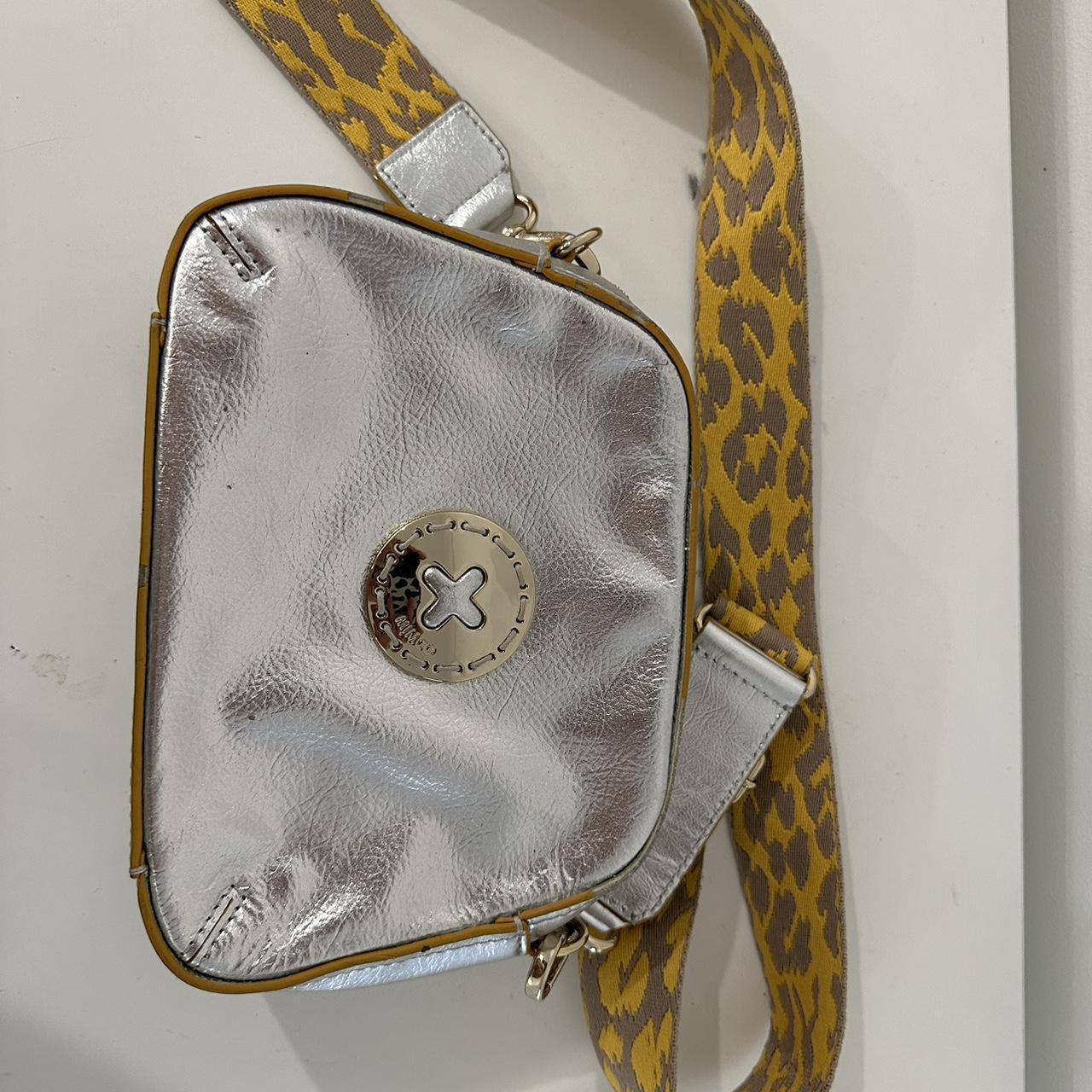 Mimco silver bag Has some normal wear and tear... Depop