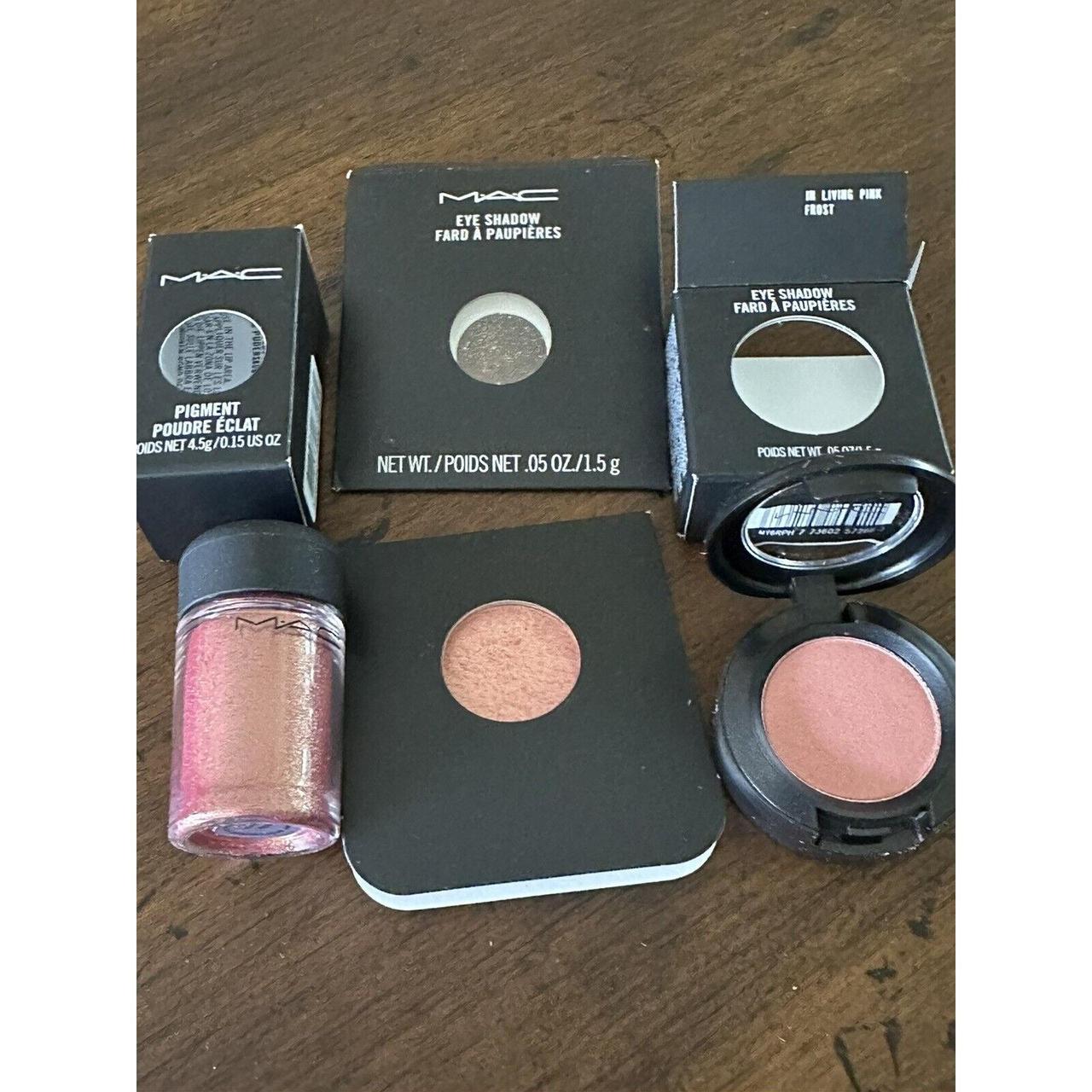 MAC eyeshadow selling bundle