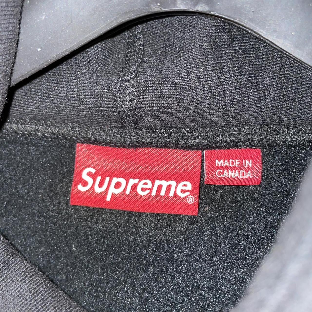 black supreme hoodie - size xl, great oversized - Depop